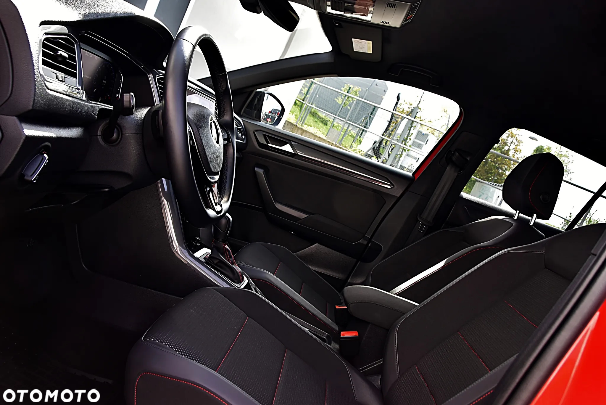 Volkswagen T-Roc 1.5 TSI GPF ACT Premium DSG - 19