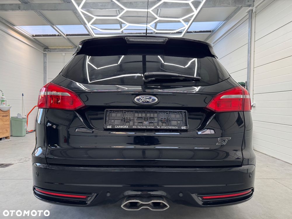 Ford Focus 2.0 TDCi ST PowerShift - 16