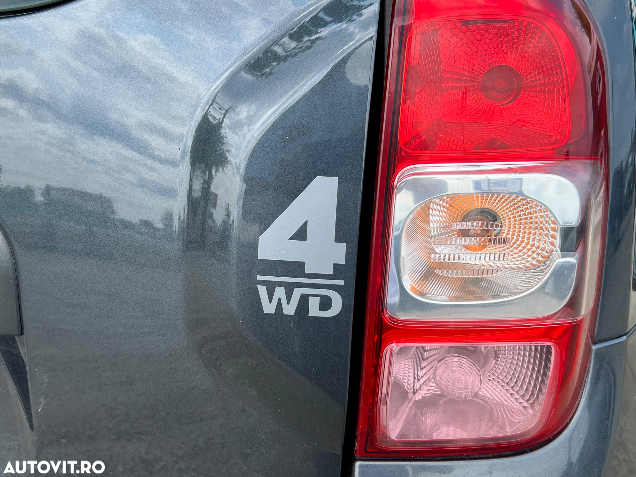 Dacia Duster 1.5 dCi 4x4 Prestige - 17