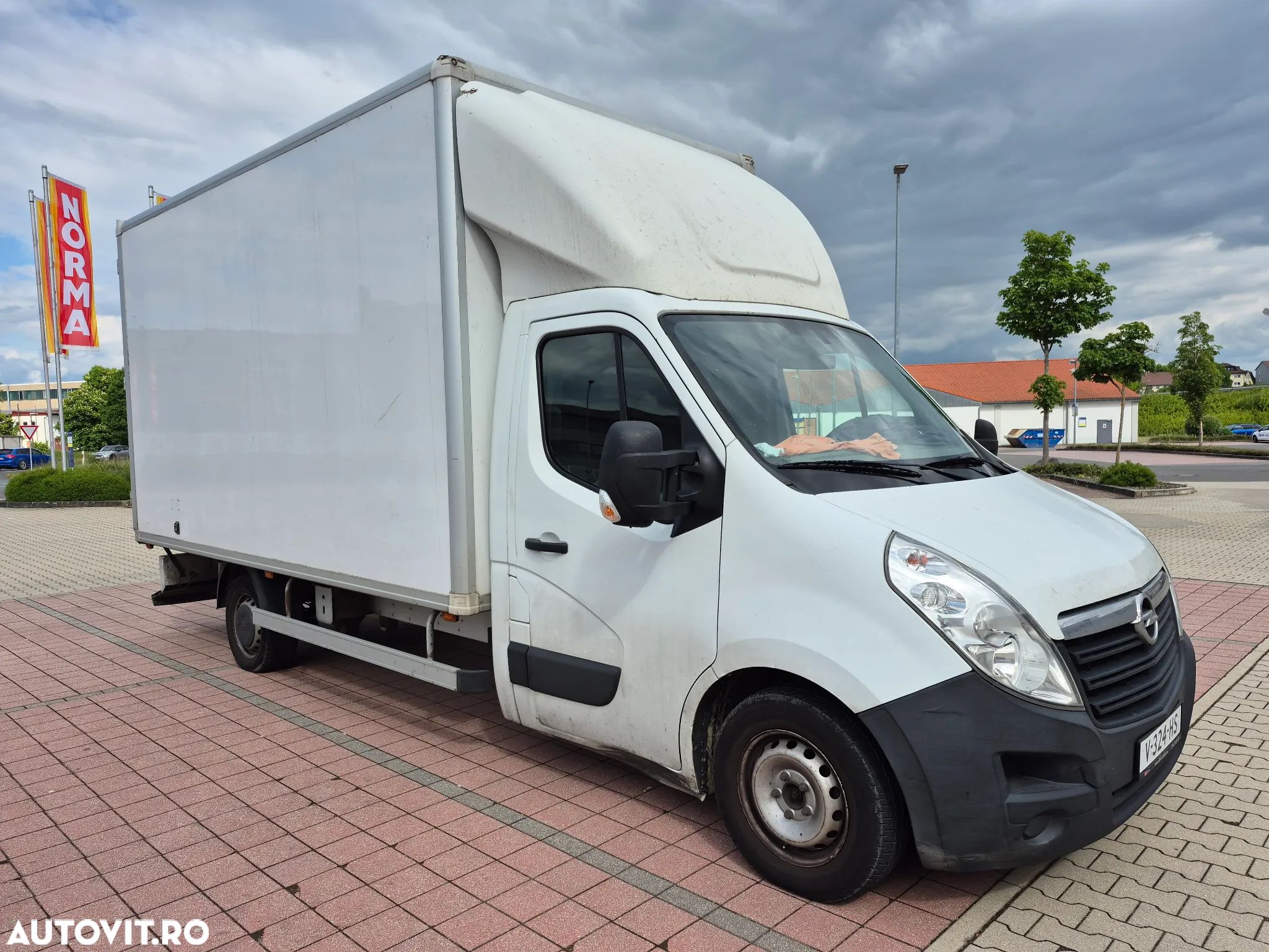 Opel Movano - 1