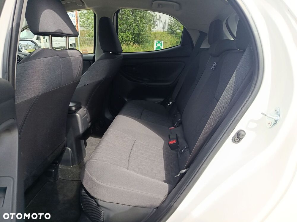 Toyota Yaris Hybrid 1.5 Style - 14