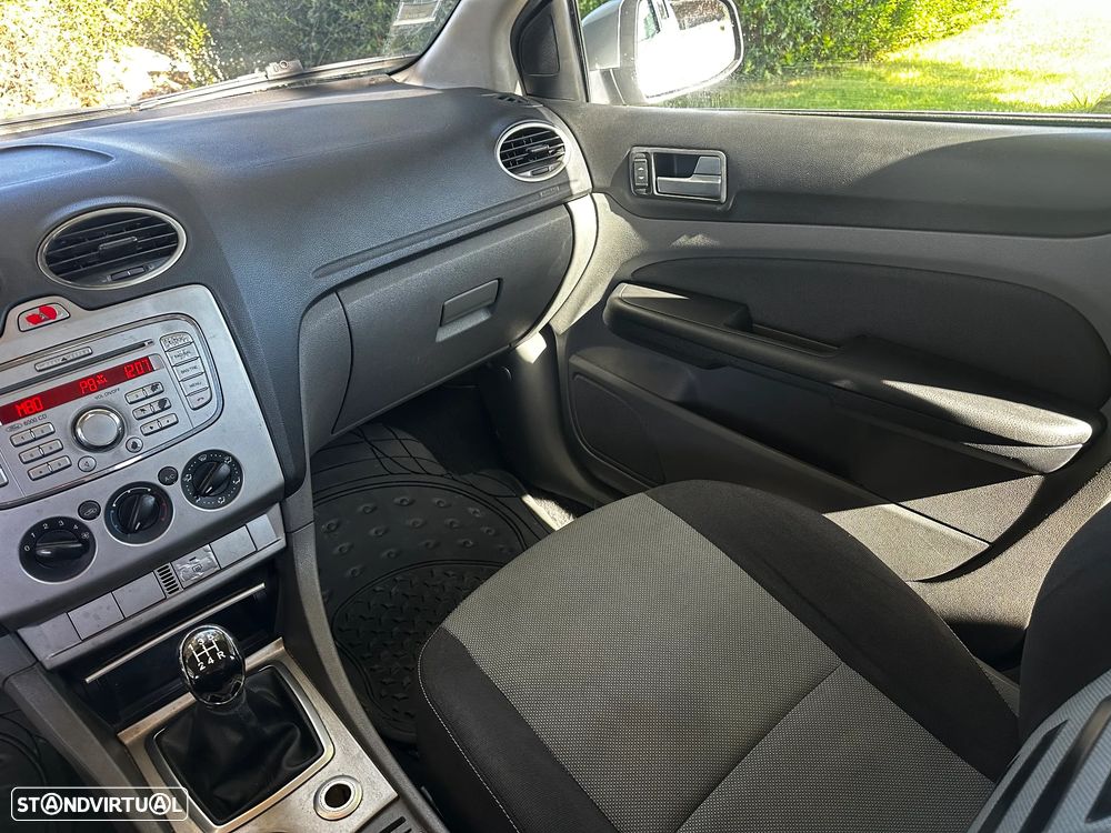 Ford Focus SW 1.6 TDCi Connec. - 14