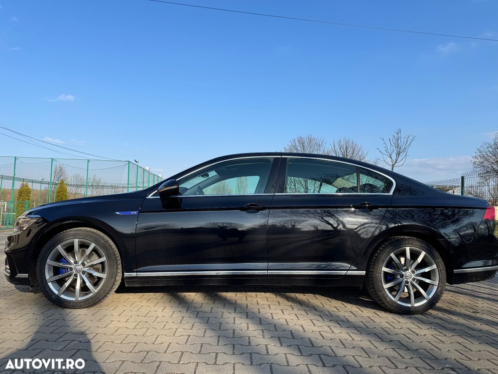 Volkswagen Passat - 7