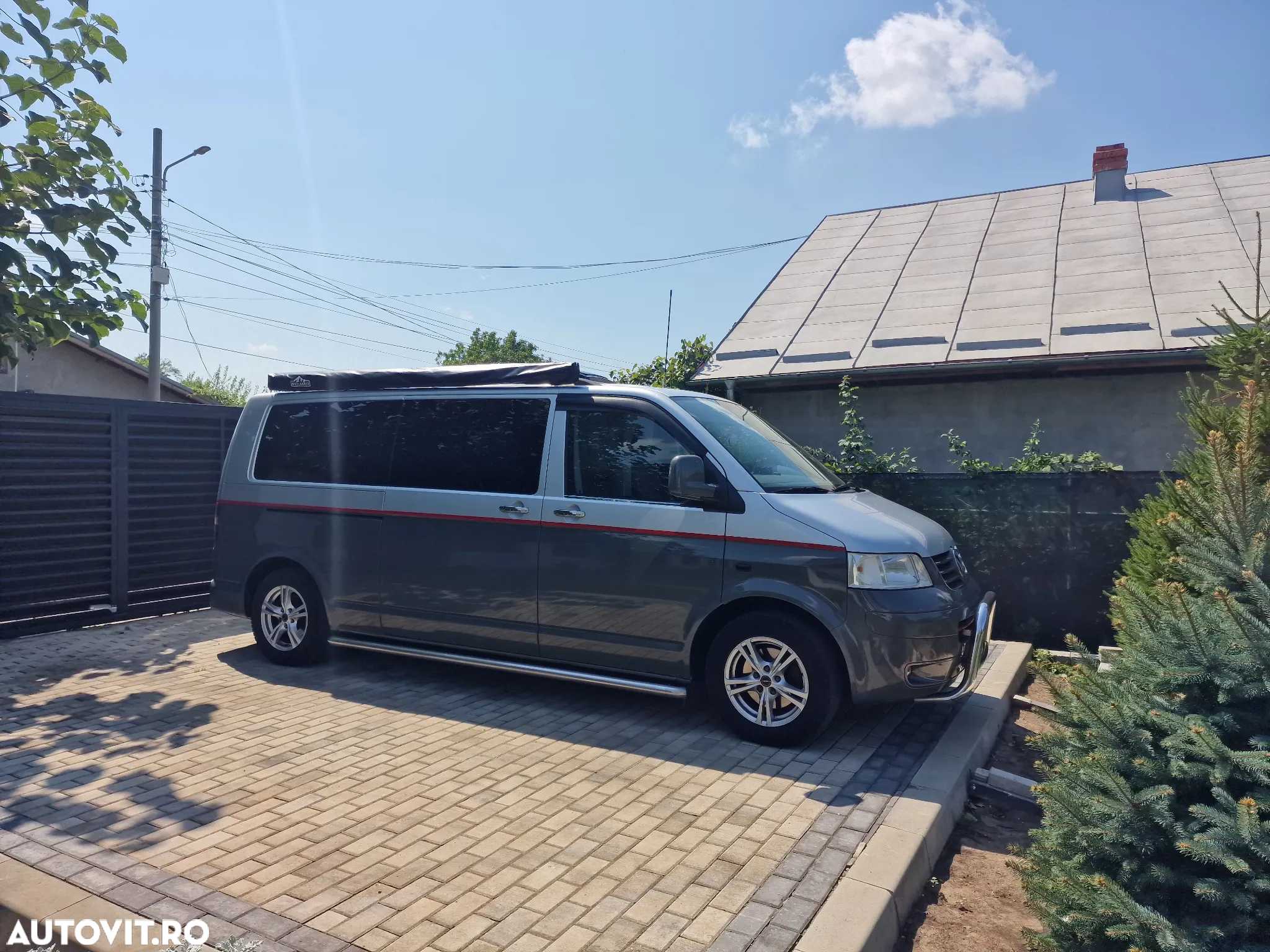Volkswagen Caravelle - 18