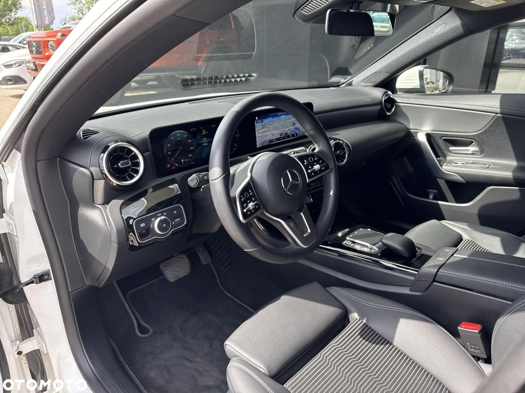 Mercedes-Benz CLA - 10