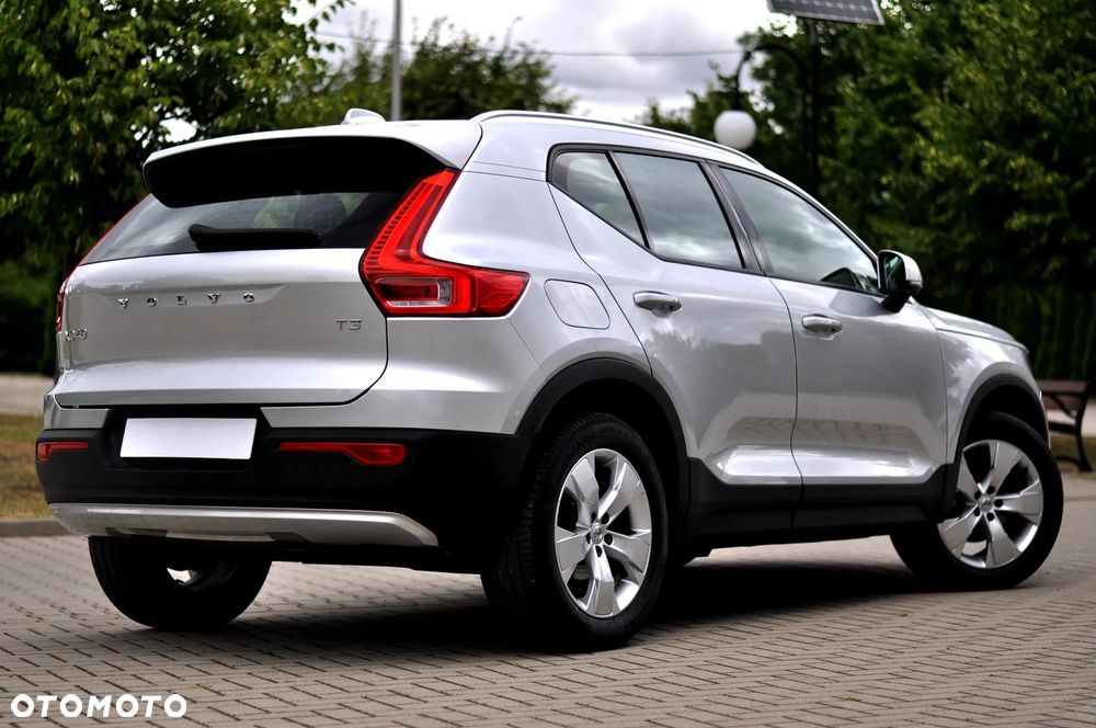 Volvo XC 40 T3 Momentum Pro - 14