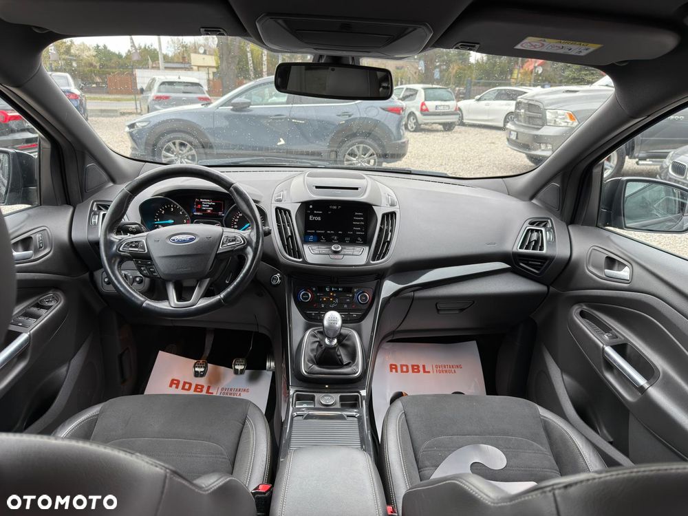 Ford Kuga 2.0 TDCi 4x2 ST-Line - 12