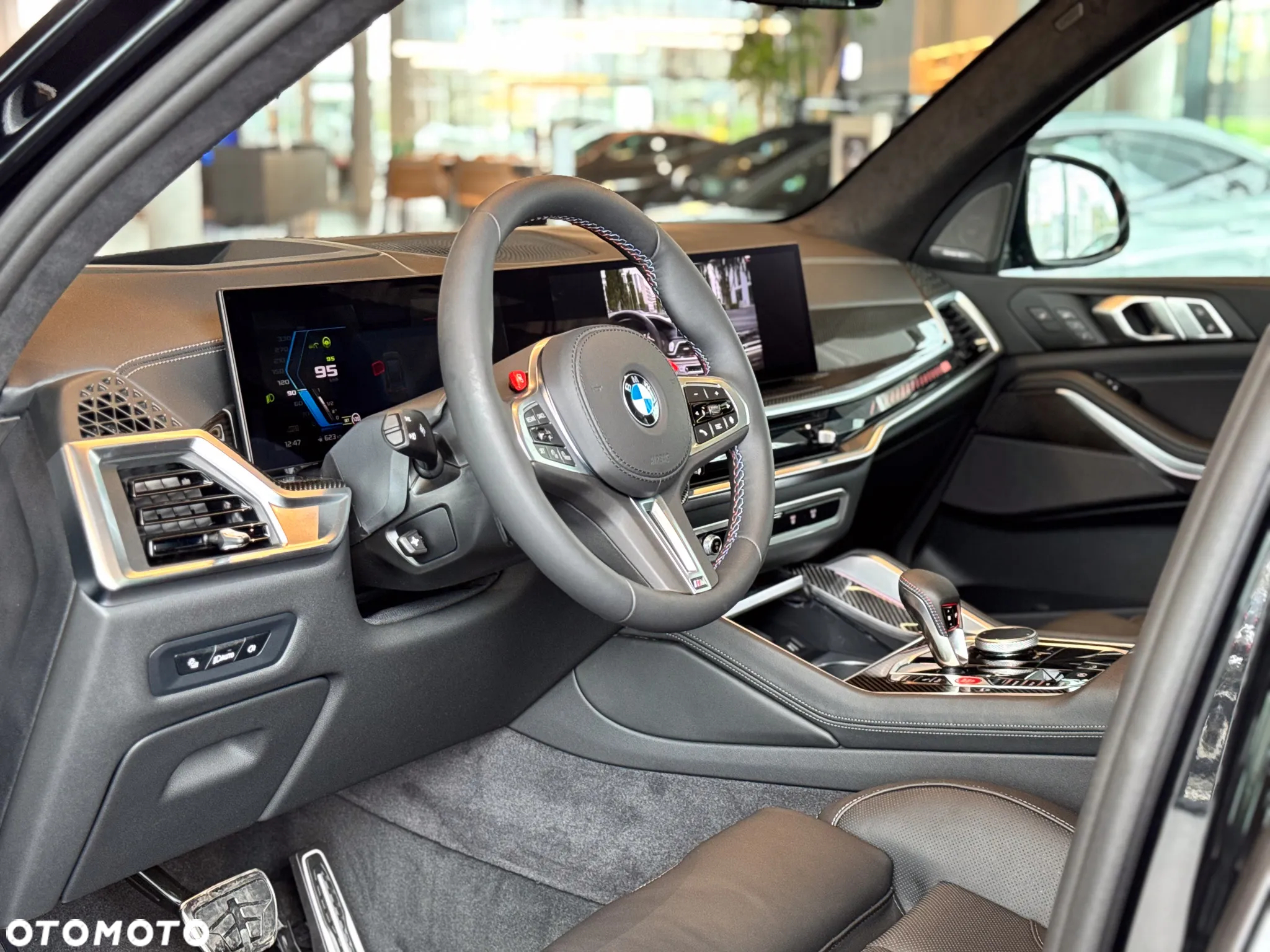 BMW X5 M Competition - 12