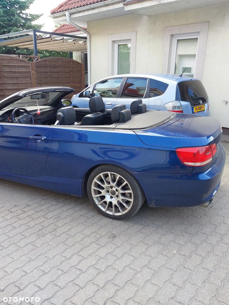 BMW Seria 3 330i - 17