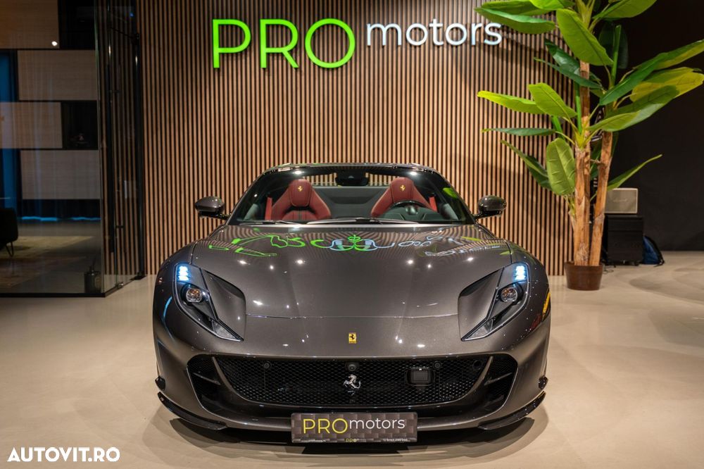 Ferrari 812 - 2