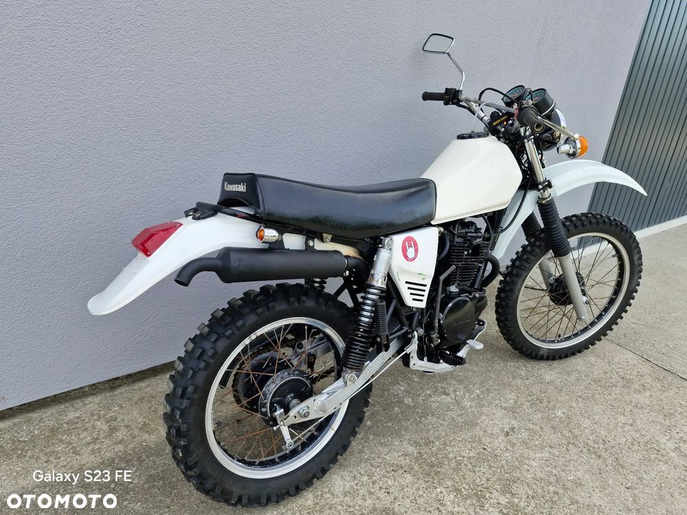 Kawasaki KLR - 16