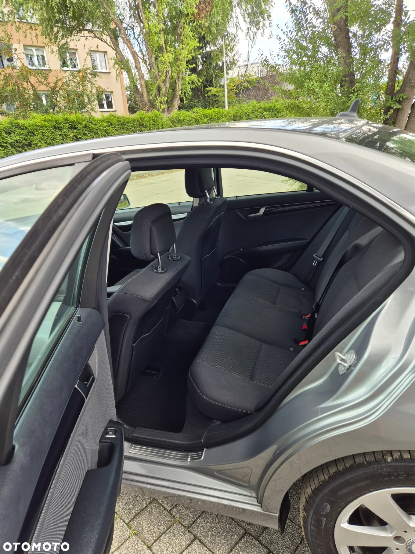 Mercedes-Benz Klasa C 220 CDI BlueEff Elegance - 11