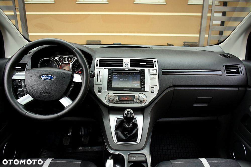 Ford Kuga 2.0 TDCi 4x4 Titanium - 14