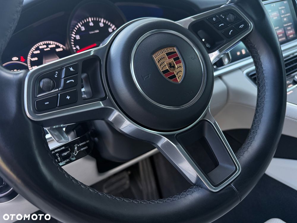Porsche Panamera 4 GPF Executive - 25