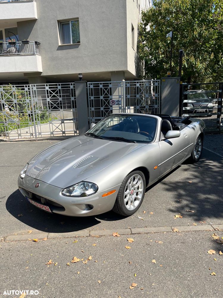 Jaguar XKR - 3