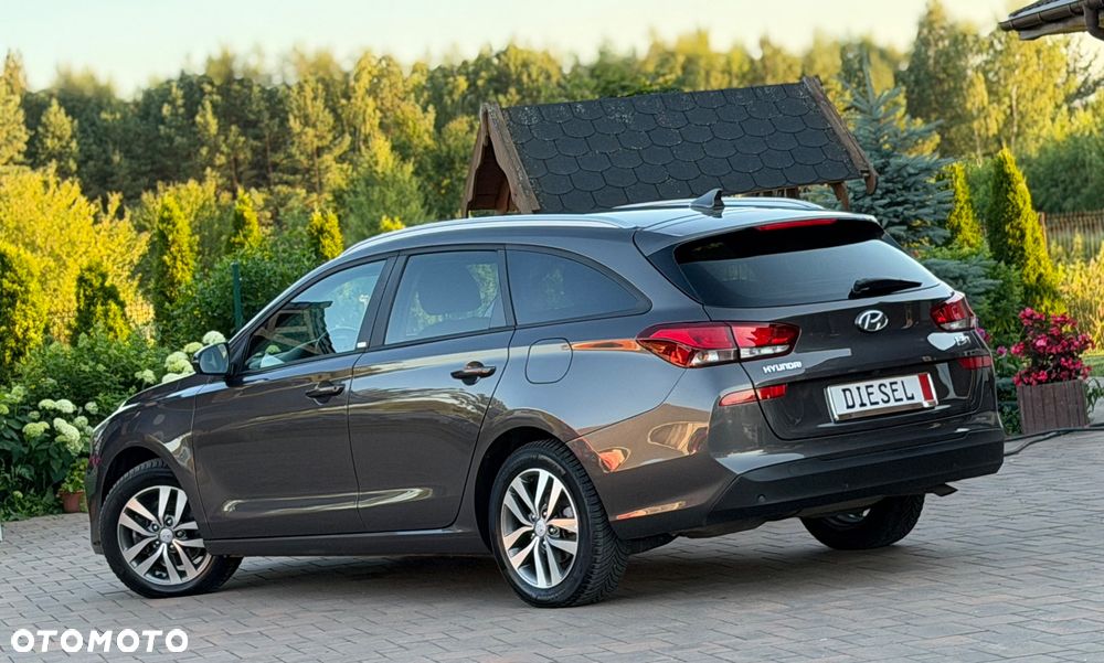 Hyundai i30 1.6 D Comfort - 5