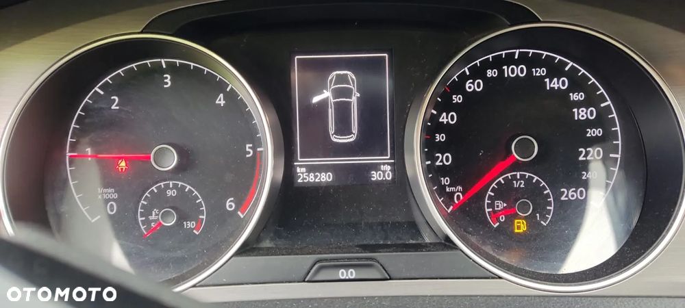 Volkswagen Golf - 26