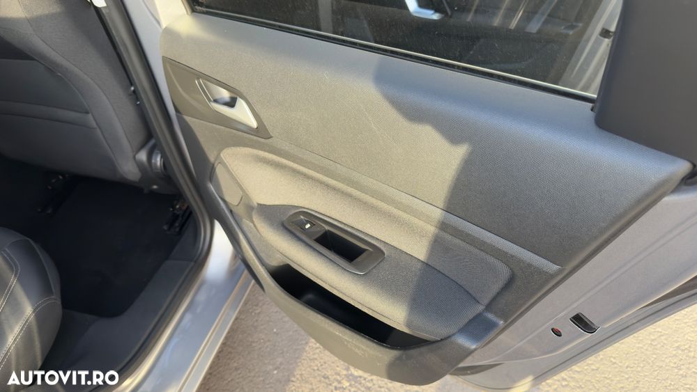 Peugeot 308 PureTech 130 Stop & Start Allure - 11