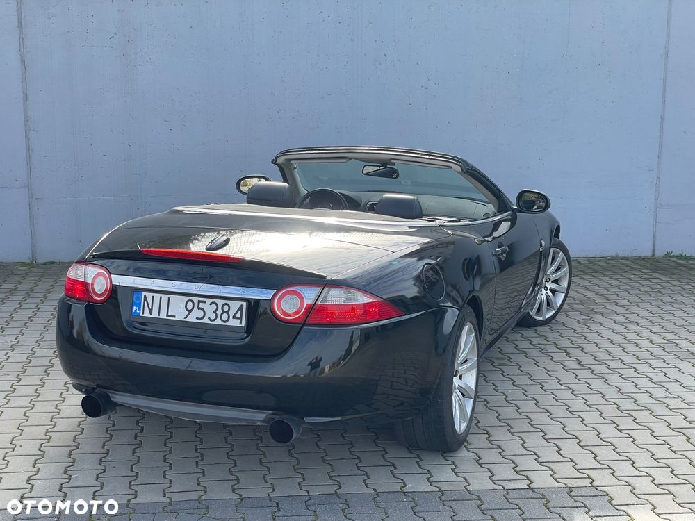 Jaguar XK - 9