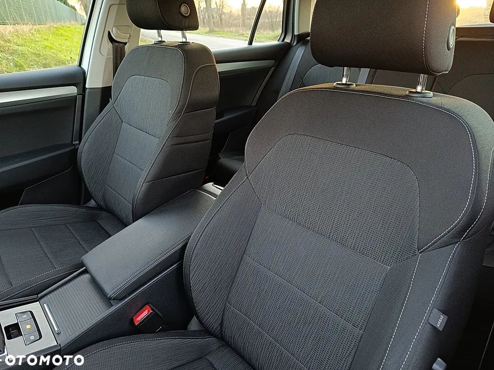 Skoda Superb 2.0 TDI Ambition - 22