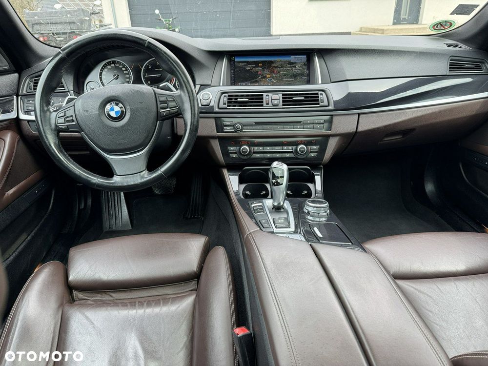 BMW Seria 5 520d Luxury Line sport - 26
