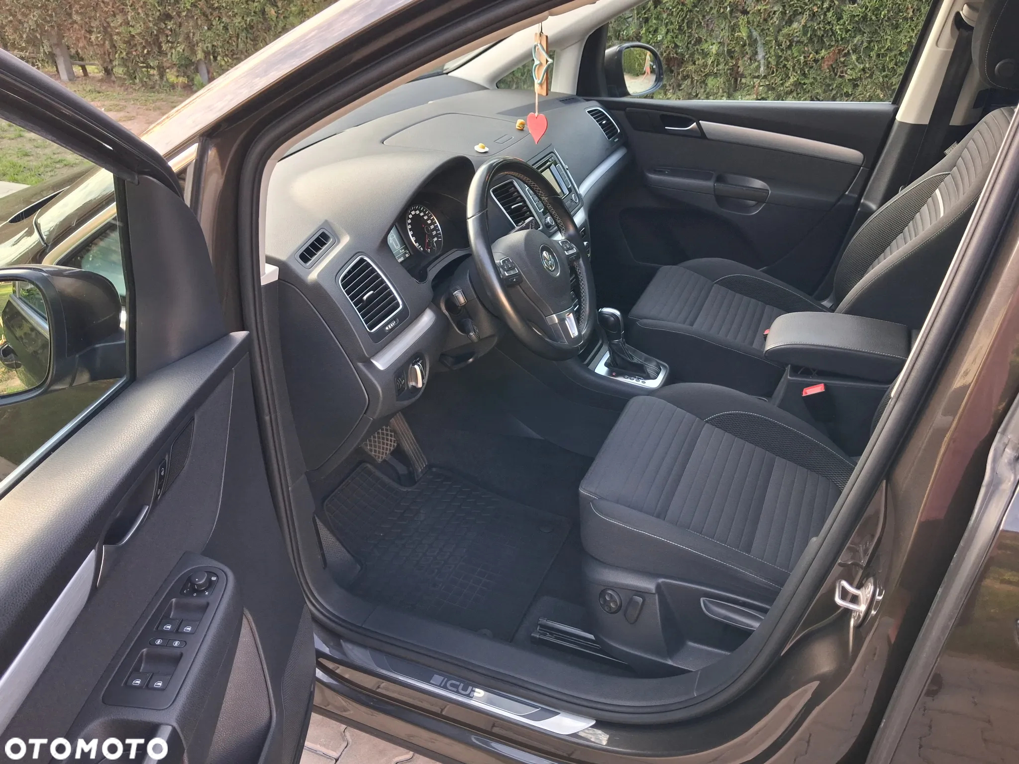 Volkswagen Sharan 2.0 TDI DSG BlueMotion Technology Cup - 9