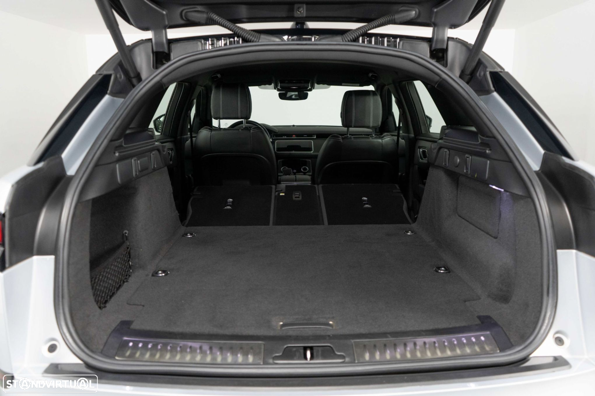 Land Rover Range Rover Velar 2.0 P400e AWD R-Dynamic - 13