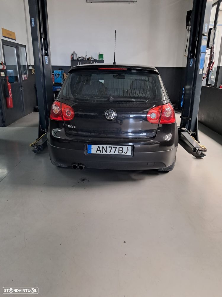 VW Golf 2.0 GTi - 11
