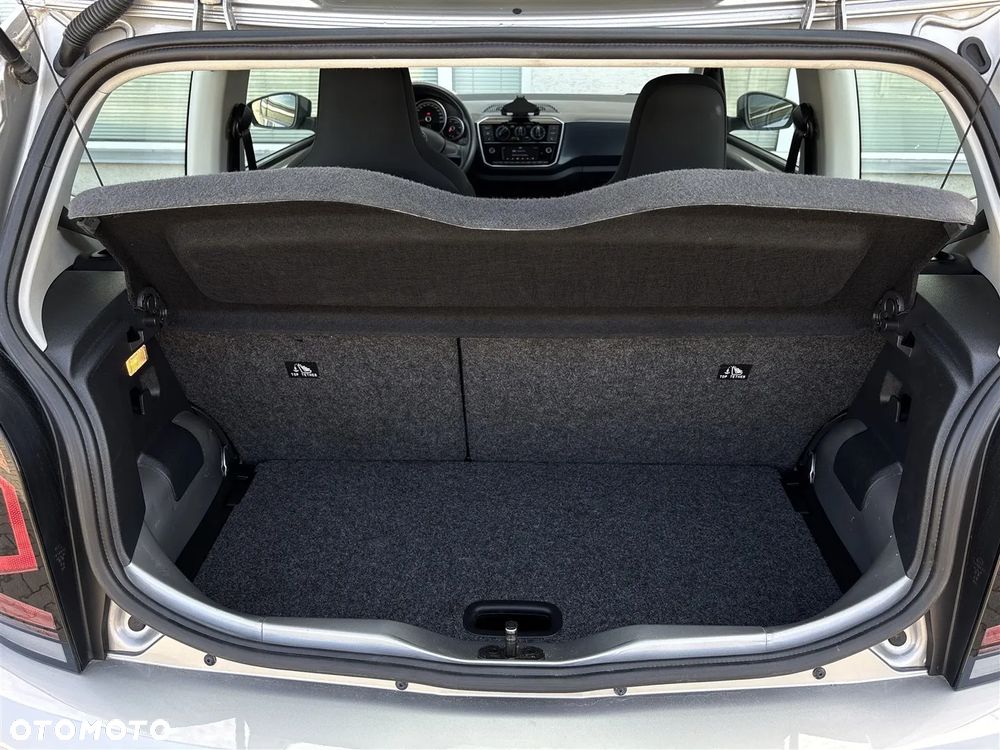 Volkswagen up! - 13