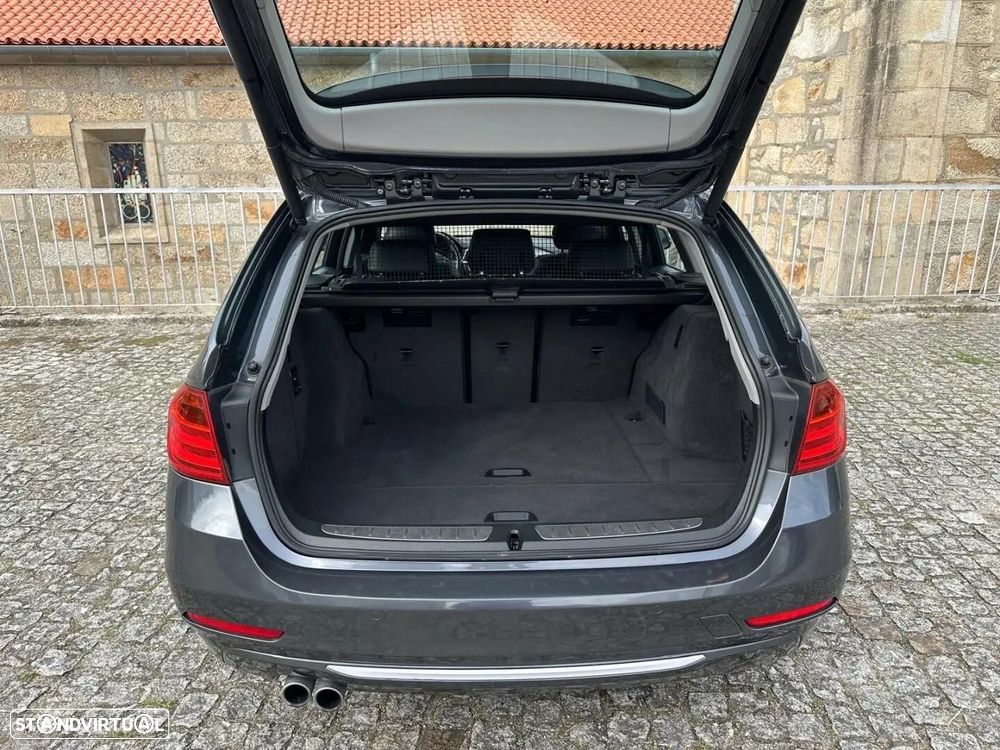 BMW 325 - 32