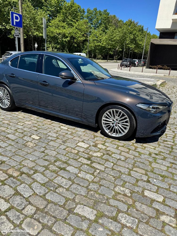 Alfa Romeo Giulia 2.2 D Super AT8 - 6