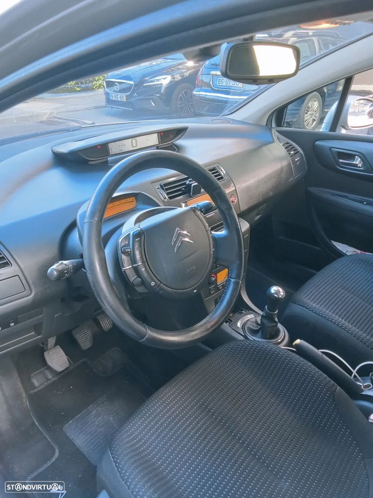 Citroën C4 1.6 HDi Exclusive - 8
