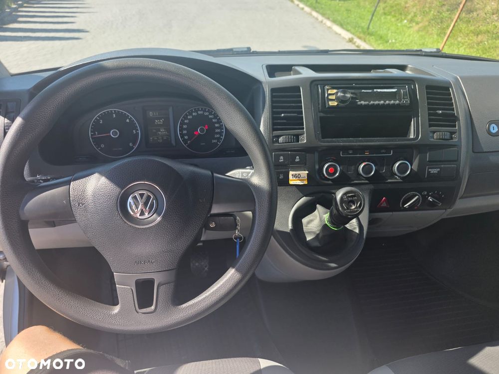 Volkswagen Transporter - 16