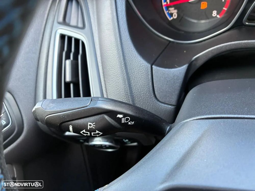 Ford Focus - 16