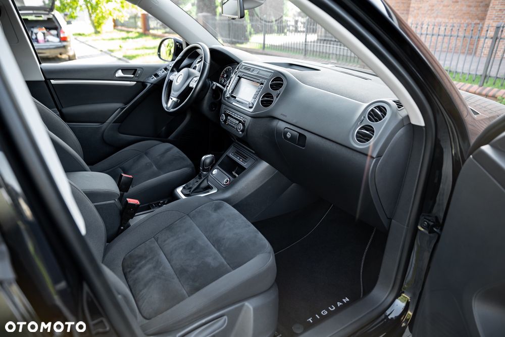 Volkswagen Tiguan 2.0 TSI 4Mot Sport&Style DSG - 24