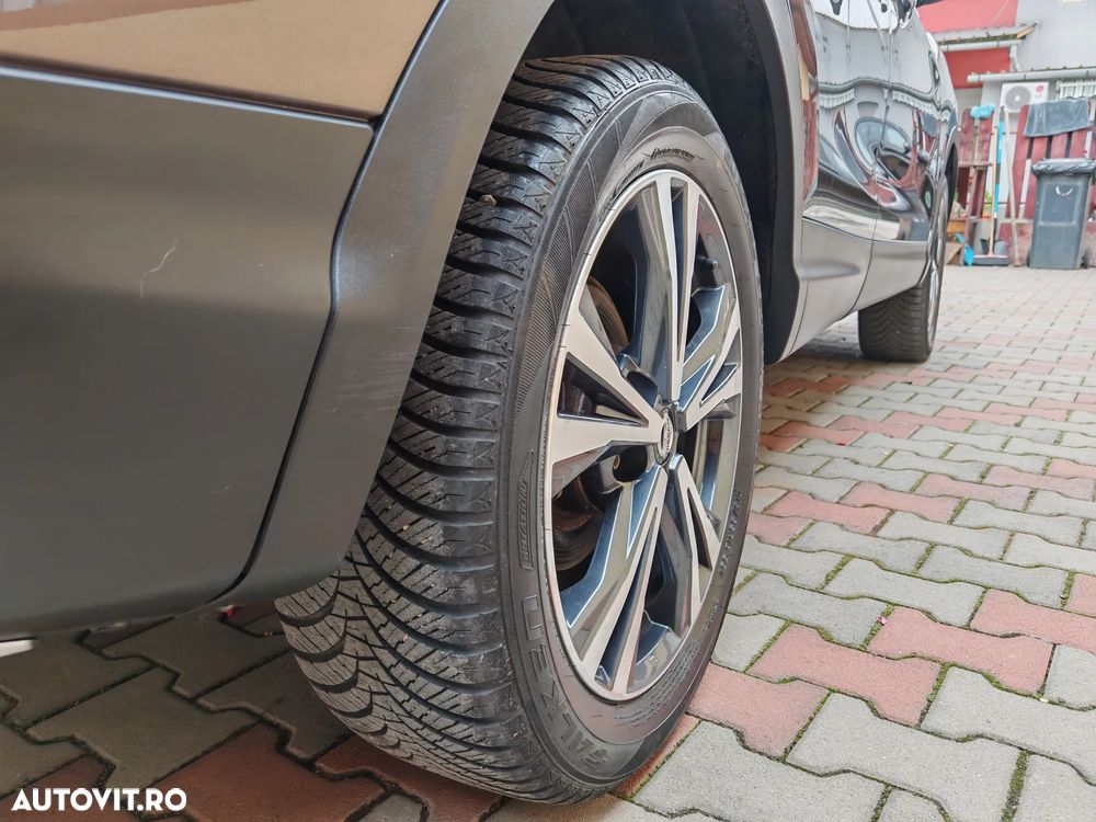 Nissan Qashqai 1.3 DIG-T N-CONNECTA - 29