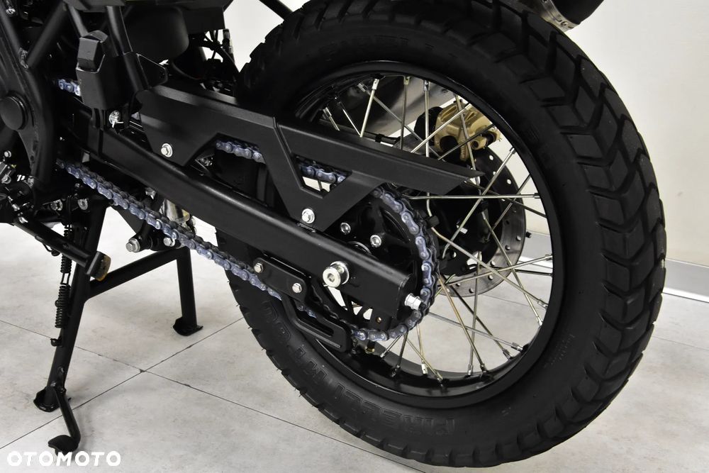 Royal Enfield Himalayan - 40