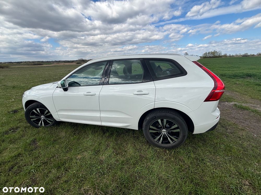 Volvo XC 60 B4 B Momentum - 5