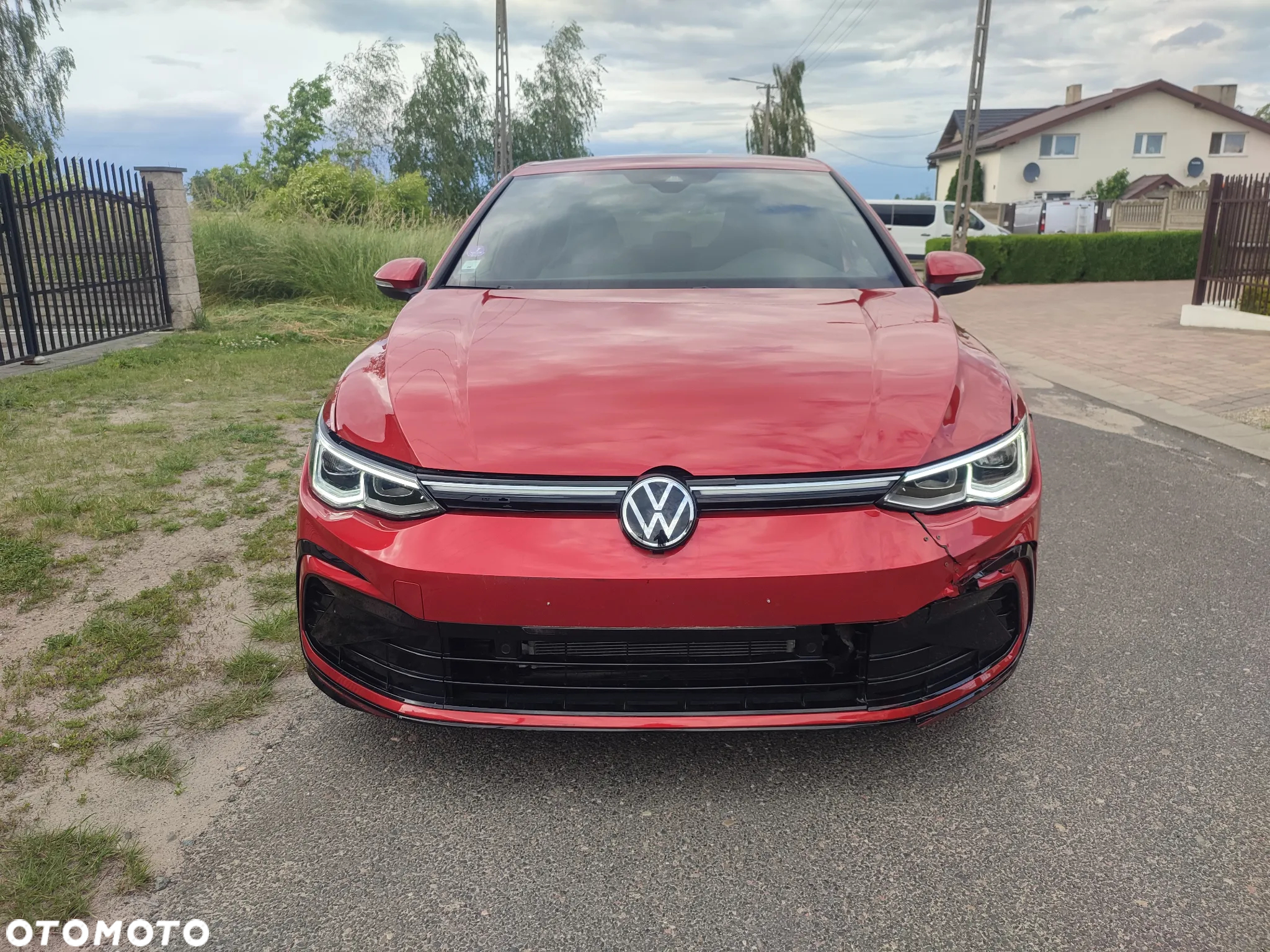 Volkswagen Golf 1.5 eTSI OPF DSG R-Line - 4
