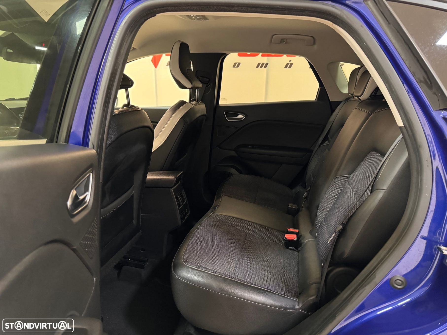 Renault Captur 1.0 TCe Exclusive - 37