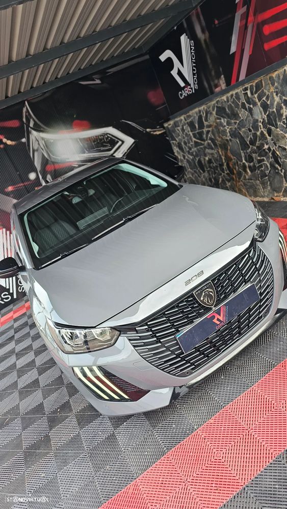 Peugeot 208 1.2 Hybrid Allure e-DCS6 - 8
