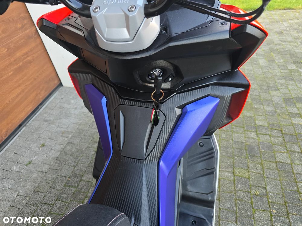 Aprilia SR - 12