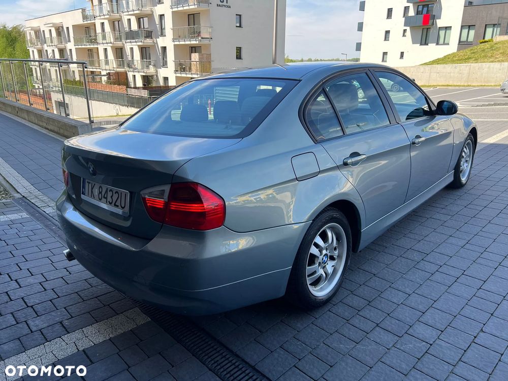 BMW Seria 3 - 25