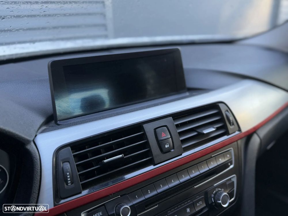 BMW 328 i Auto Pack M - 20