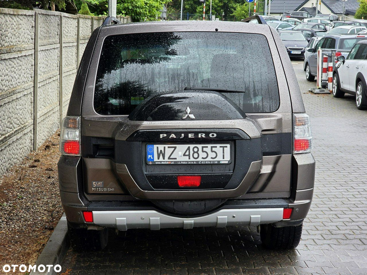 Mitsubishi Pajero - 7