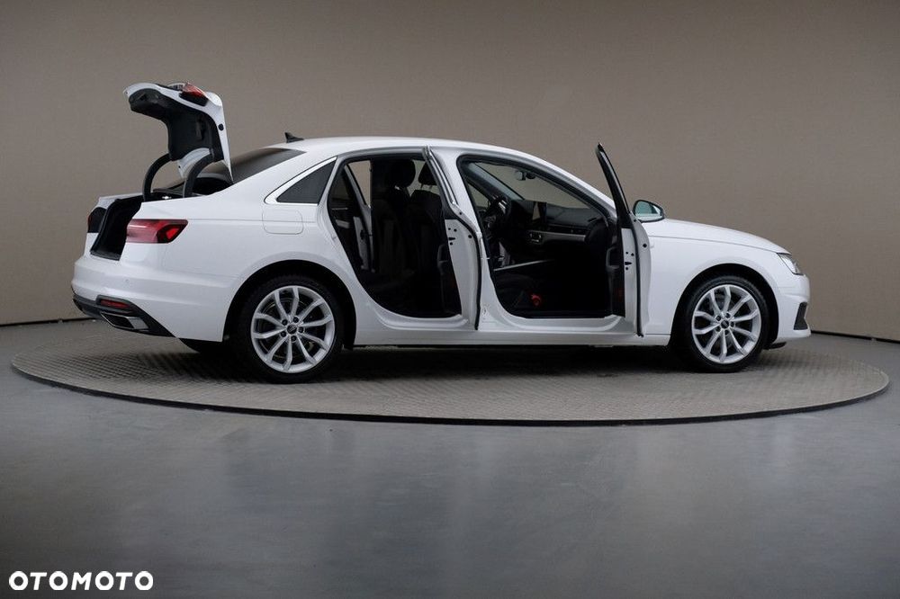 Audi A4 Limousine - 6