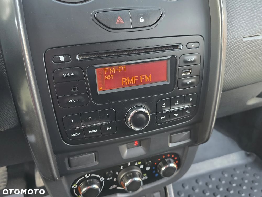 Dacia Duster 1.6 SCe Open S&S - 17