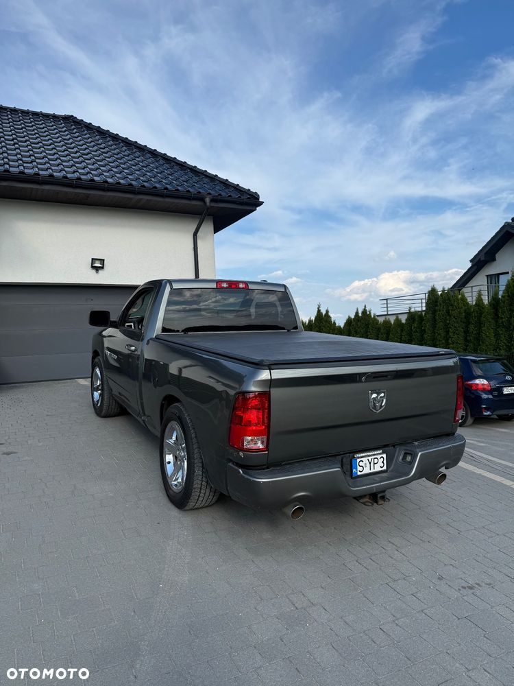 Dodge RAM - 4