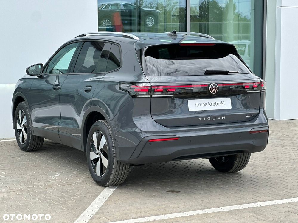Volkswagen Tiguan - 8