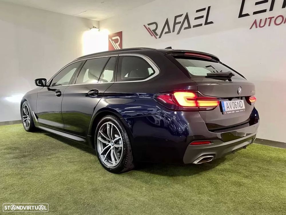 BMW 520 d Pack Desportivo M Auto - 10